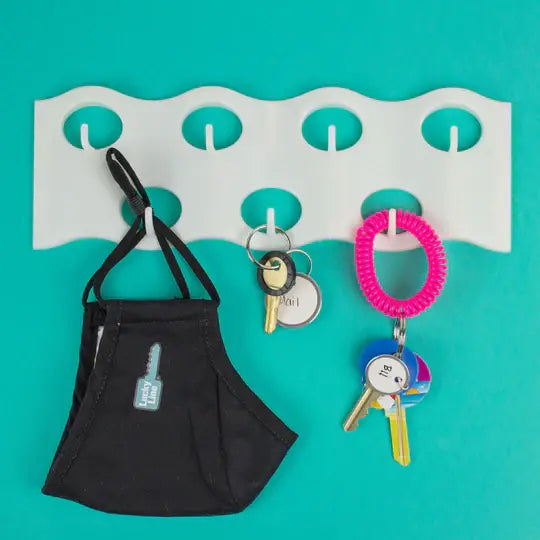 Lucky Line 60700 Wavy Key Rack 7 Key 1 Per Card