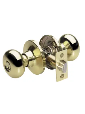 Master Lock BCO0103KA4S  BISQUIT KNOB GR3 ENTRY, POLISHED BRASS - SC1