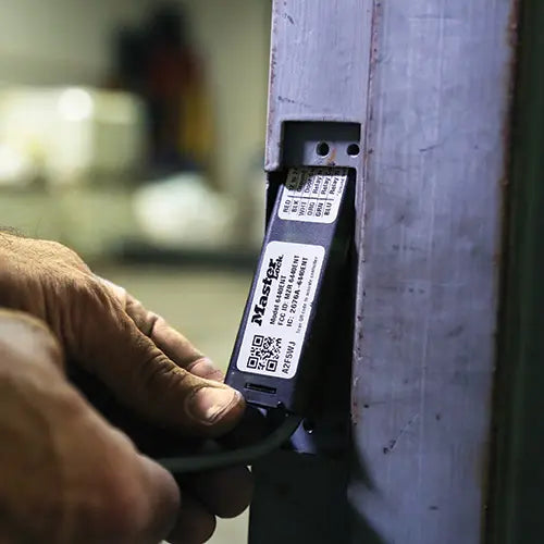 Master Lock 6440ENT Bluetooth Door Controller